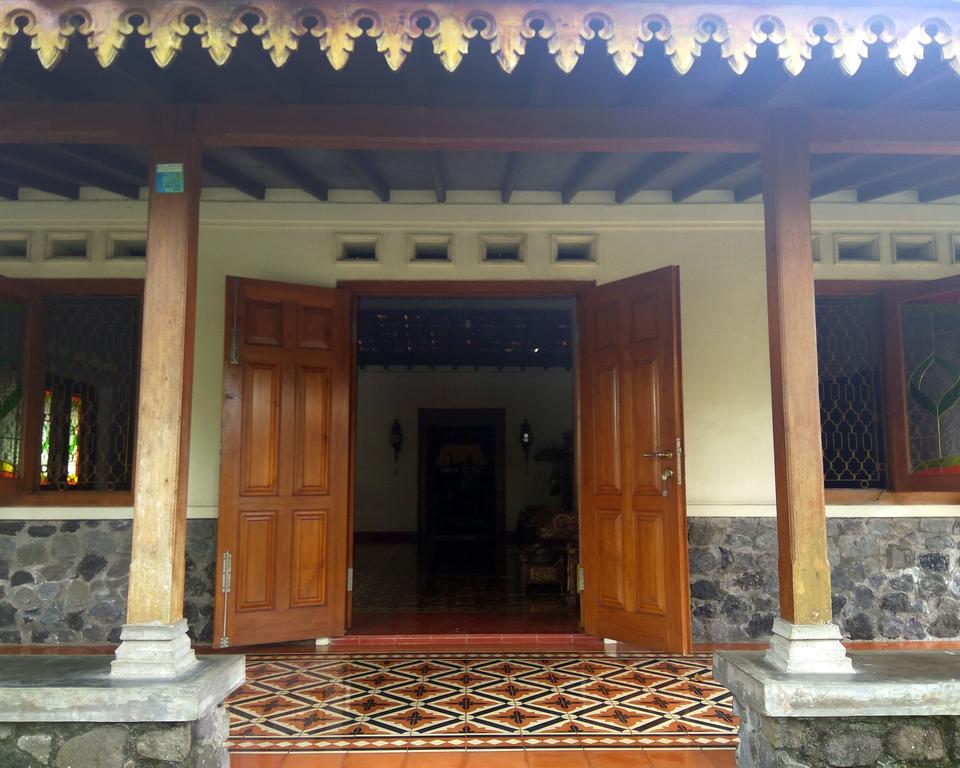 Omah Pitoe Yogya Homestay Джок'якарта Екстер'єр фото